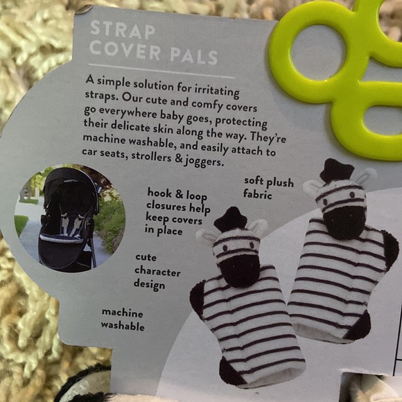 Goldbug strap covers - zebras - for car seats, strollers and joggers - Picture 3 of 3